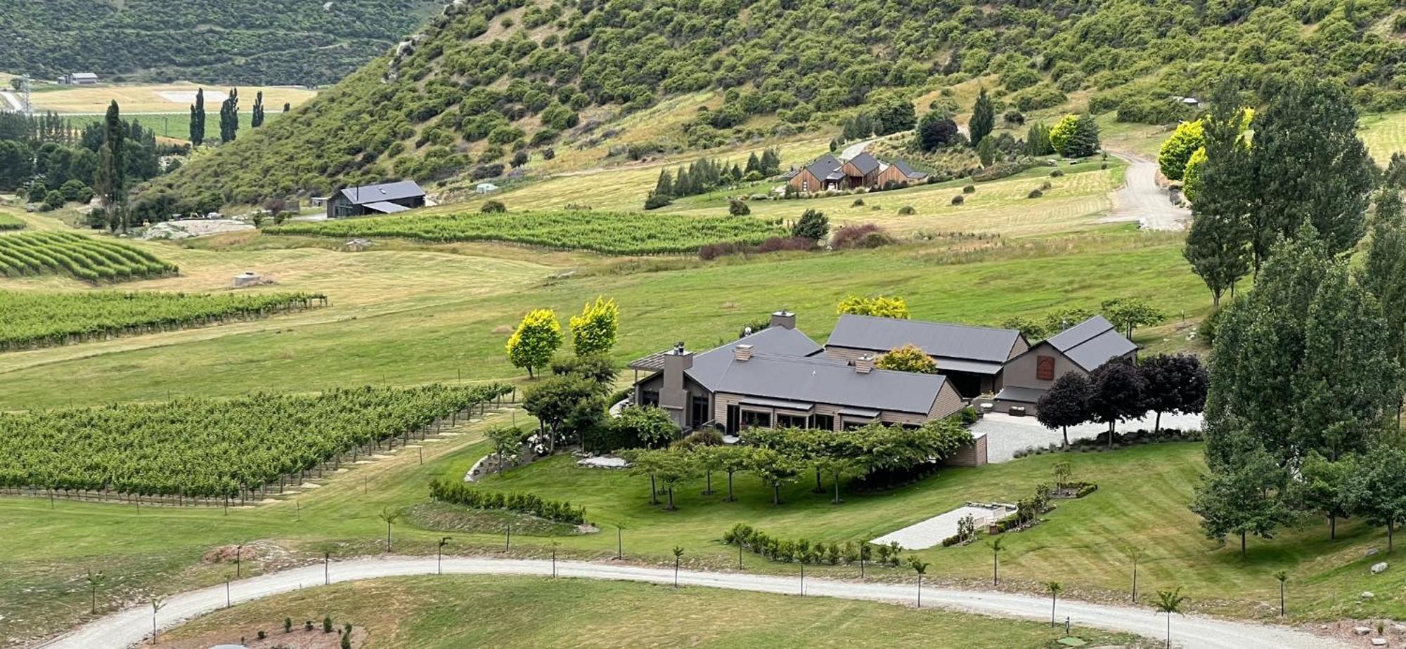 Mt Rosa Lodge Boutique Vineyard Accommodation Wanaka Exterior foto