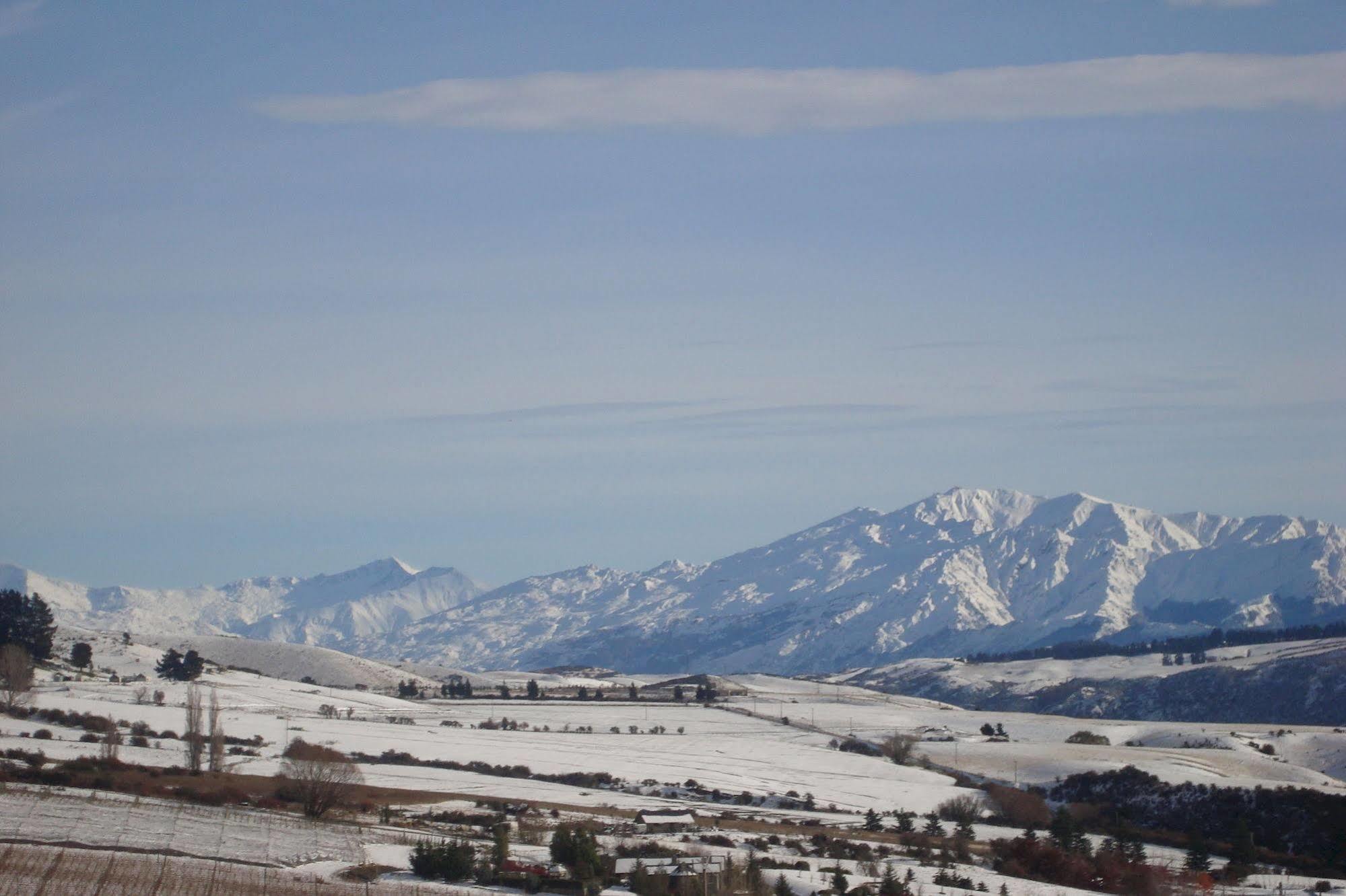 Mt Rosa Lodge Boutique Vineyard Accommodation Wanaka Exterior foto